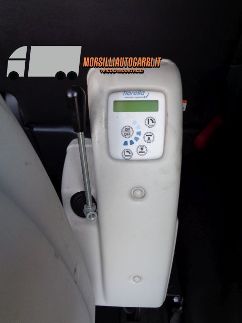 FORD TOURNEO 170 CV – 8 POSTI – RAMPA DISABILI